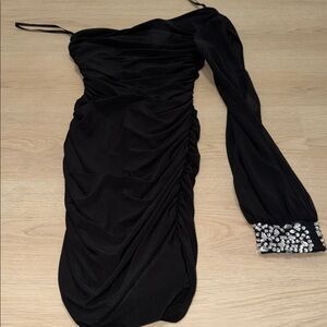 Chic One-Shoulder Black Dress with Embellished Cuff